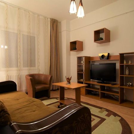 Resedinta Lui Calin Appartement Boekarest Buitenkant foto